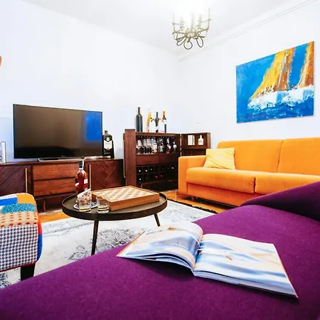 House Serenity With Garden & Bbq In Malinska, Otok Krk