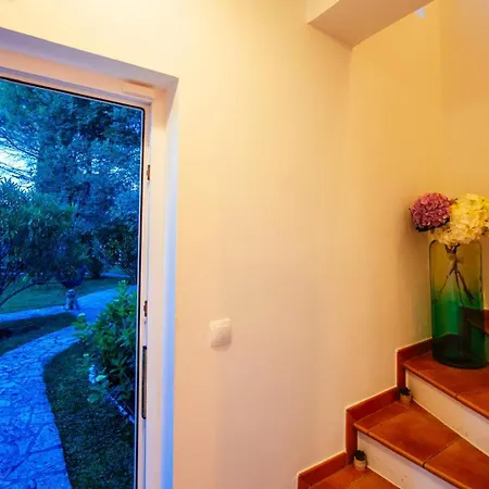 House Serenity With Garden & Bbq In Malinska, Otok Krk * Вантачичи