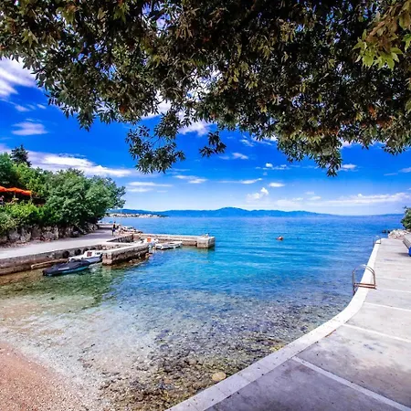 House Serenity With Garden & Bbq In Malinska, Otok Krk * Vantacici