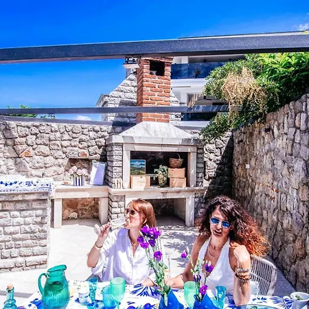 House Serenity With Garden & Bbq In Malinska, Otok Krk * Вантачичи