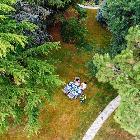 House Serenity With Garden & Bbq In Malinska, Otok Krk